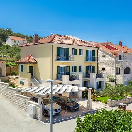 Roko - Charme Holidays Daire
